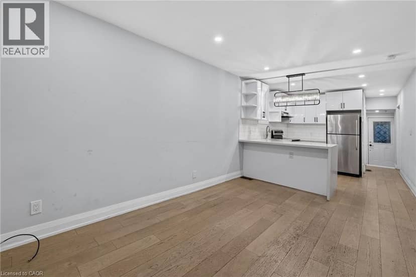 11 CRAIGMILLER Avenue, Hamilton, photo 7
