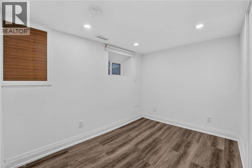 11 CRAIGMILLER Avenue — photo 29 of 36