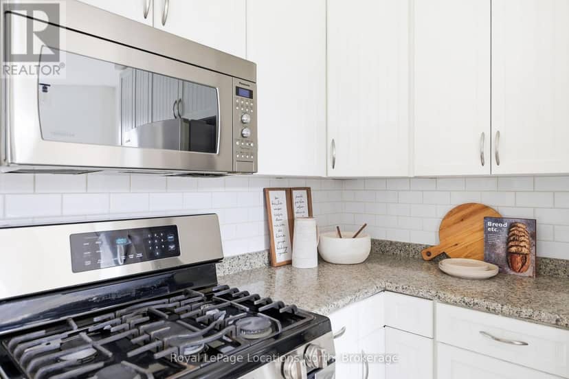 15 Clark Street — photo 11 of 38