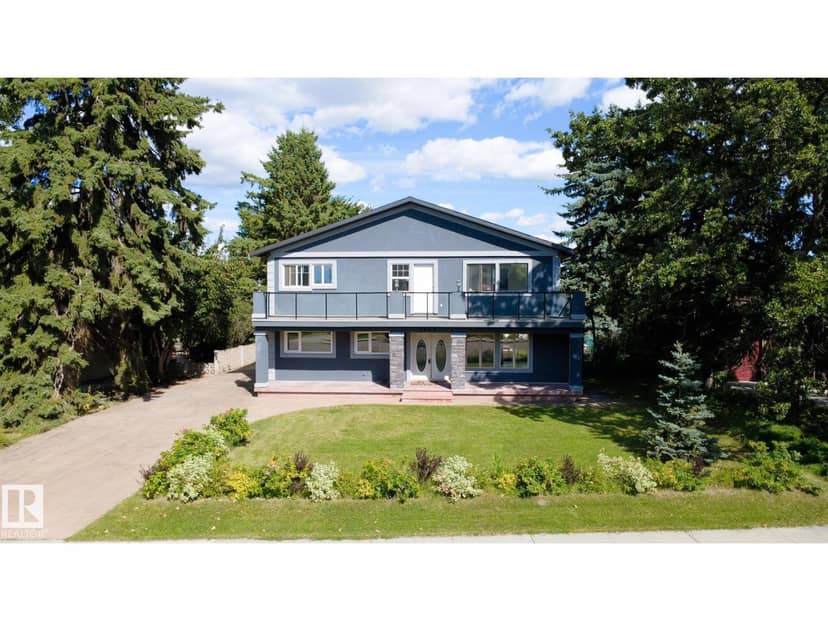 6804 102A AV NW, Edmonton