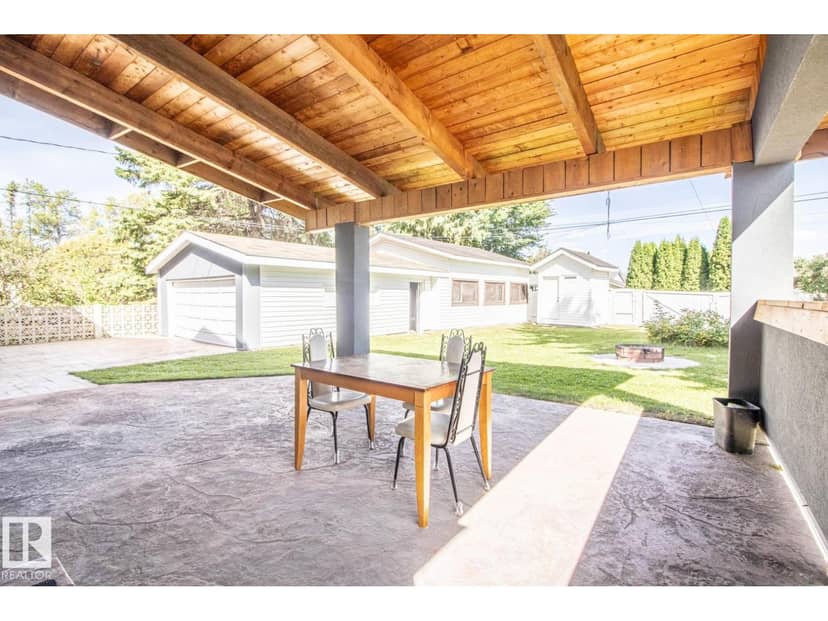 6804 102A AV NW — photo 32 of 40