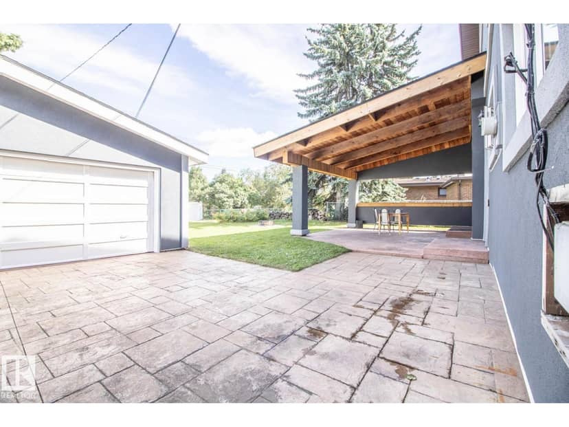 6804 102A AV NW — photo 35 of 40
