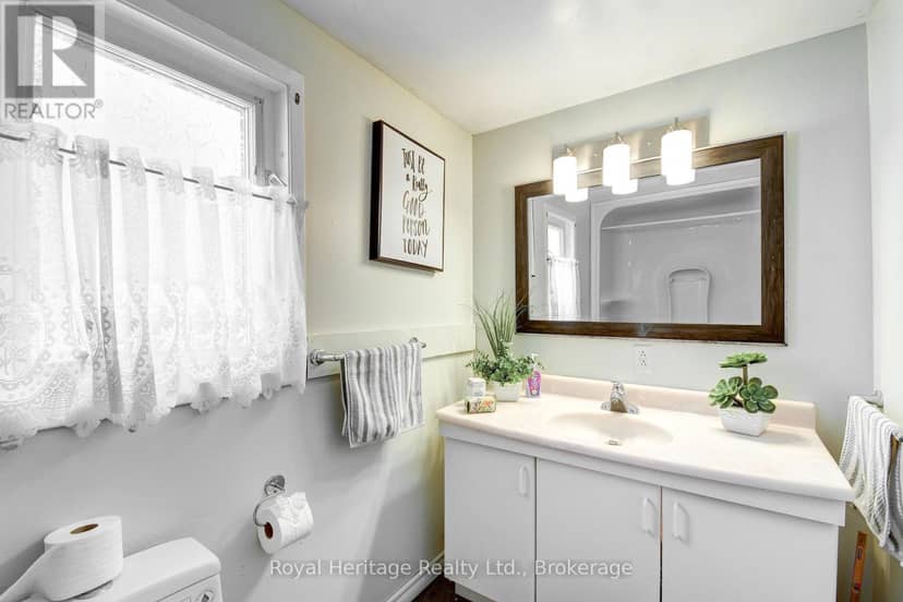 680 Round Lake Road — photo 19 of 35