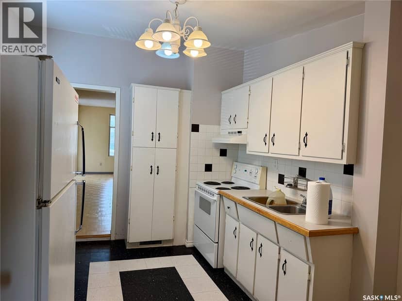 553 2nd AVENUE NW, Swift Current, photo 5