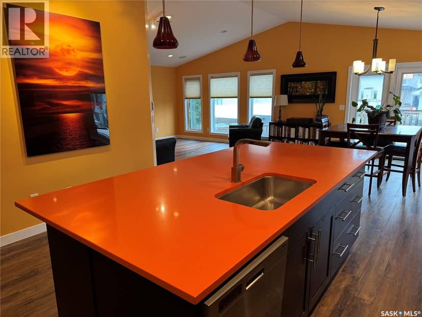 7122 Maple Vista DRIVE — photo 12 of 40