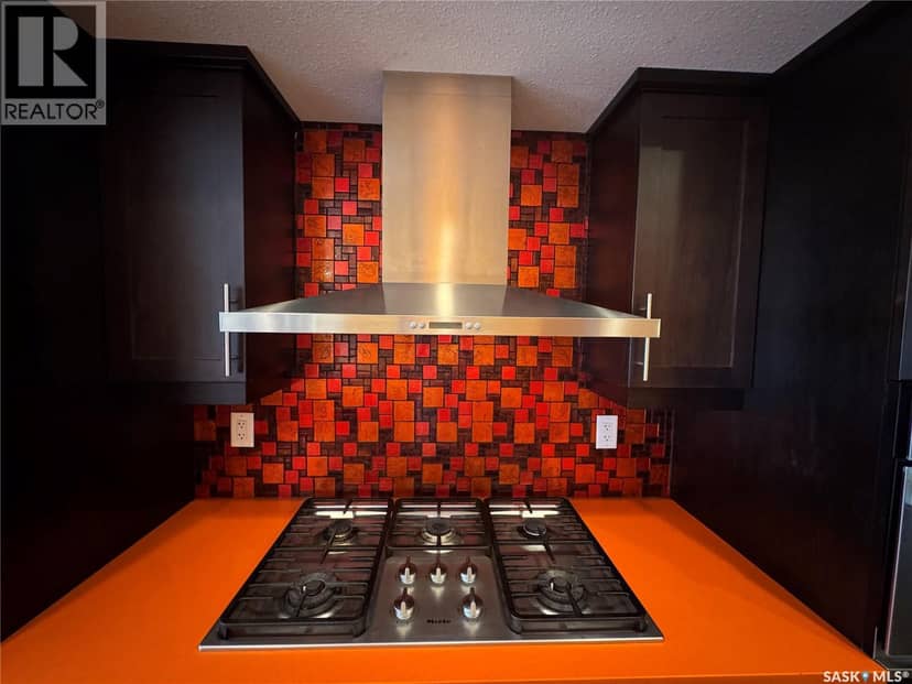 7122 Maple Vista DRIVE — photo 13 of 40