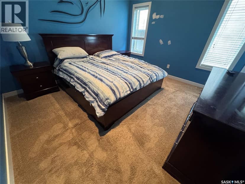 7122 Maple Vista DRIVE — photo 17 of 40