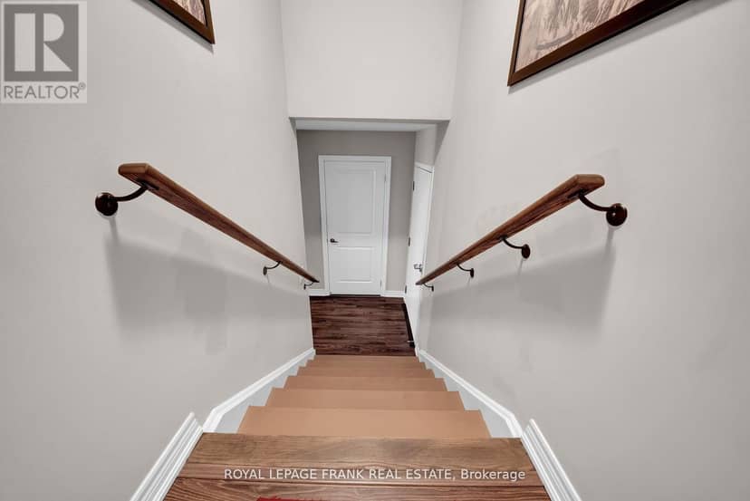 398 Olive Avenue — photo 21 of 26