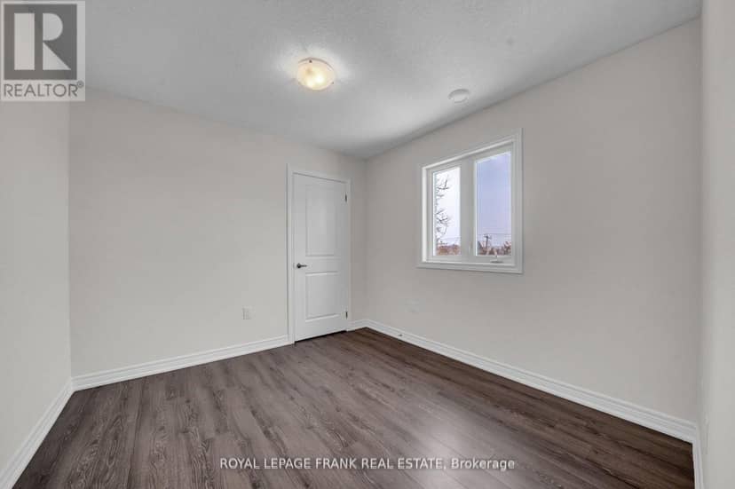 402 Olive Avenue — photo 13 of 28