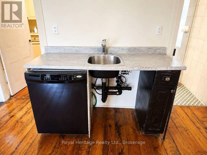6 Willard Street — photo 20 of 40