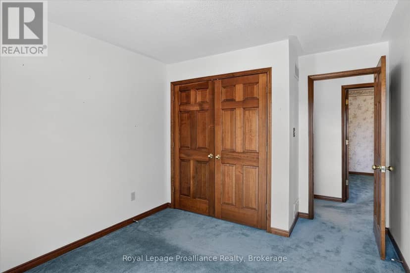 1664 Forster Avenue — photo 39 of 40