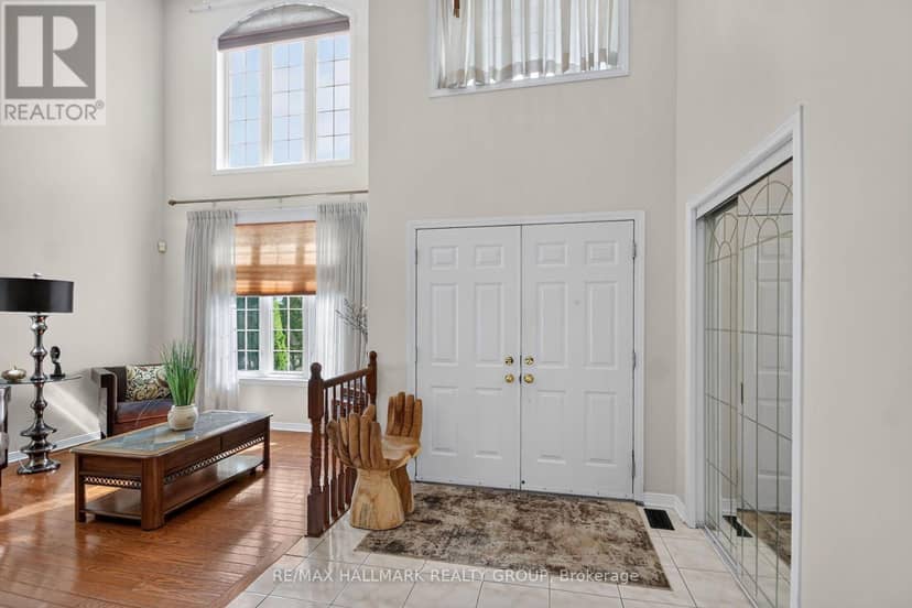11 Taj Court — photo 2 of 40