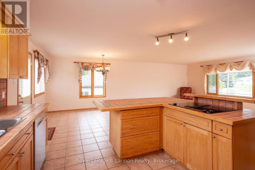 2196 Falconcrest Drive — photo 19 of 40
