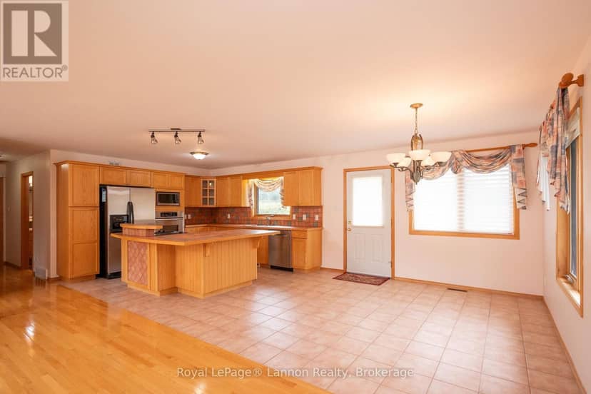 2196 Falconcrest Drive — photo 20 of 40