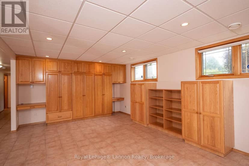 2196 Falconcrest Drive — photo 35 of 40