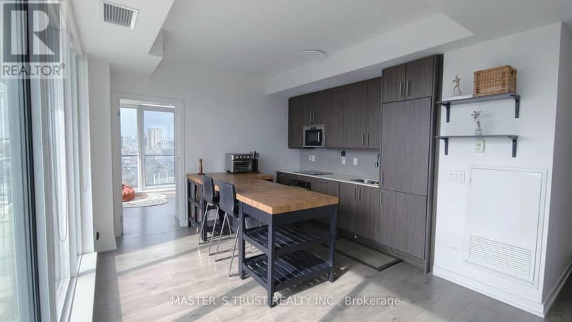 1517 - 297 College Street — photo 2 of 18