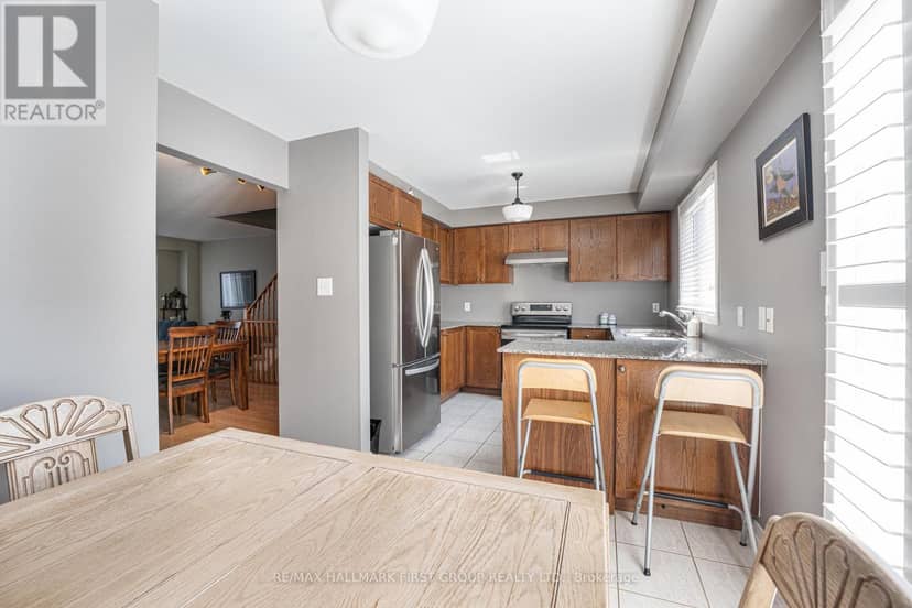 67 - 1850 Kingston Road — photo 13 of 32