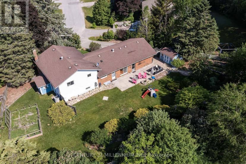 41 Douglas Crescent — photo 1 of 40