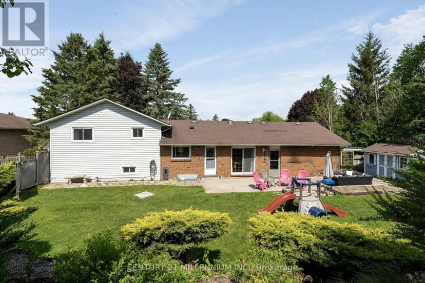 41 Douglas Crescent — photo 38 of 40