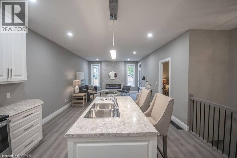 1079 BAY Street Unit# LOT B — photo 12 of 35