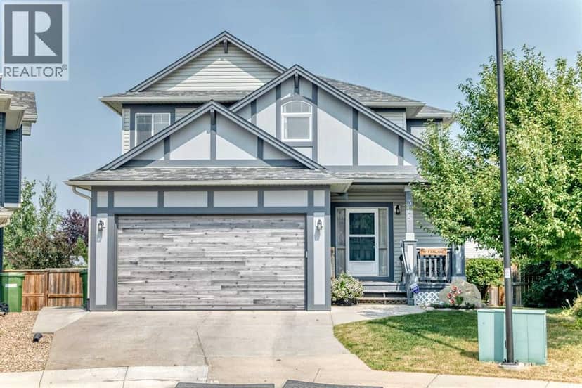 325 Luxstone Green SW, Airdrie