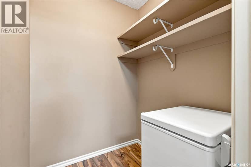 207E 1121 McKercher DRIVE — photo 16 of 35