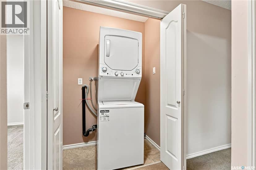 207E 1121 McKercher DRIVE — photo 19 of 35