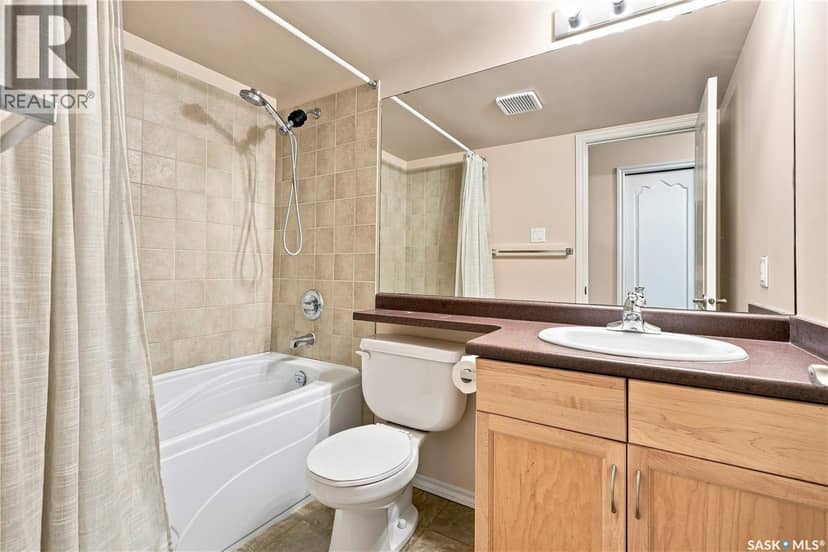 207E 1121 McKercher DRIVE — photo 24 of 35