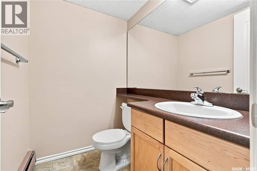 207E 1121 McKercher DRIVE — photo 27 of 35