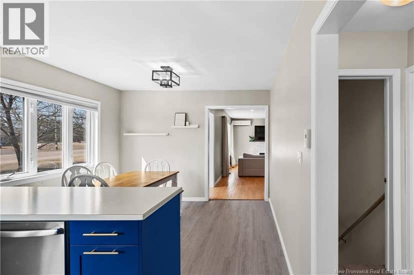 2260 Acadie Road — photo 10 of 40