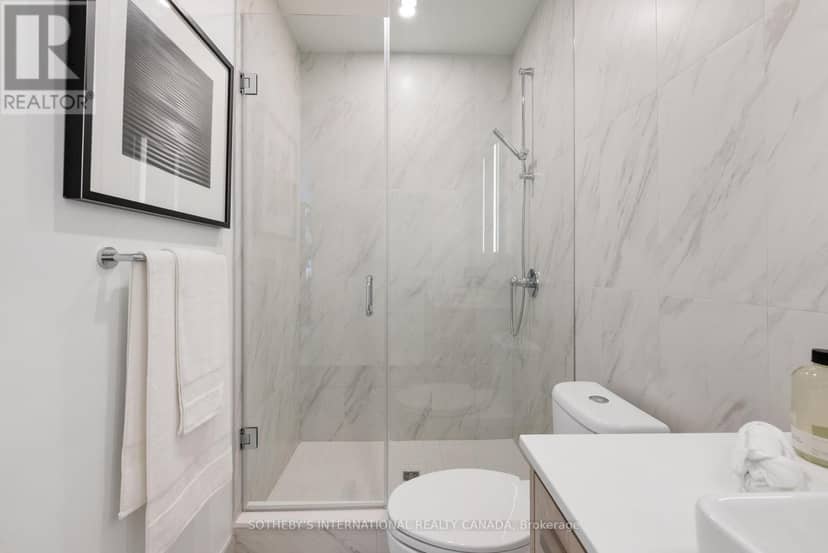 512 - 115 Denison Avenue — photo 15 of 28