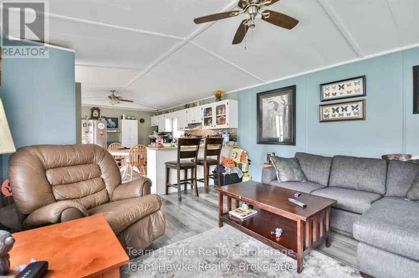48 Northland Drive — photo 9 of 28
