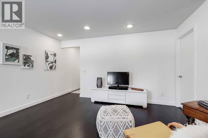 304, 1212 13 Street SE — photo 33 of 40