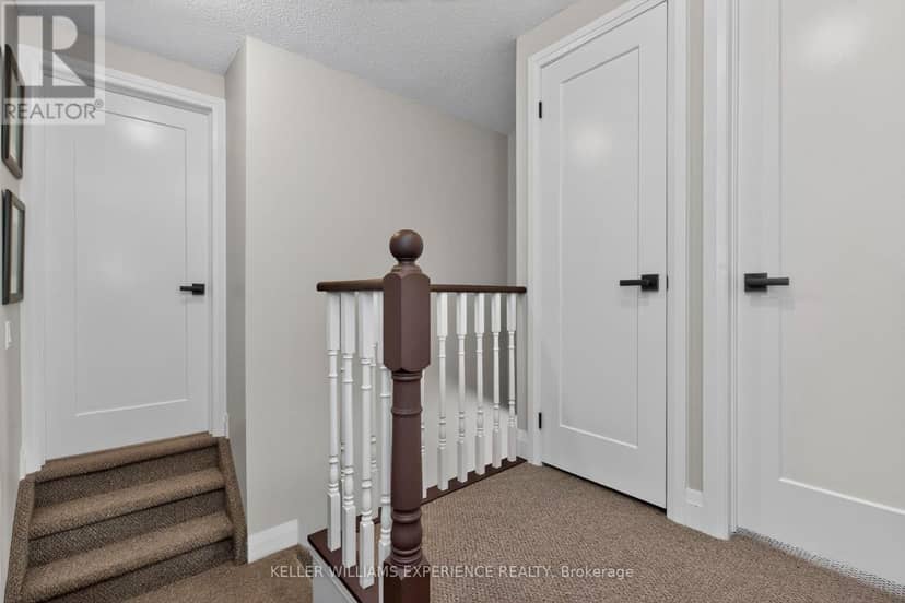 9 - 38 Kenwell Crescent — photo 12 of 37