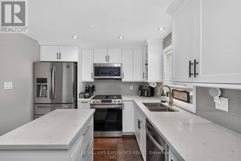 9 - 38 Kenwell Crescent — photo 8 of 37