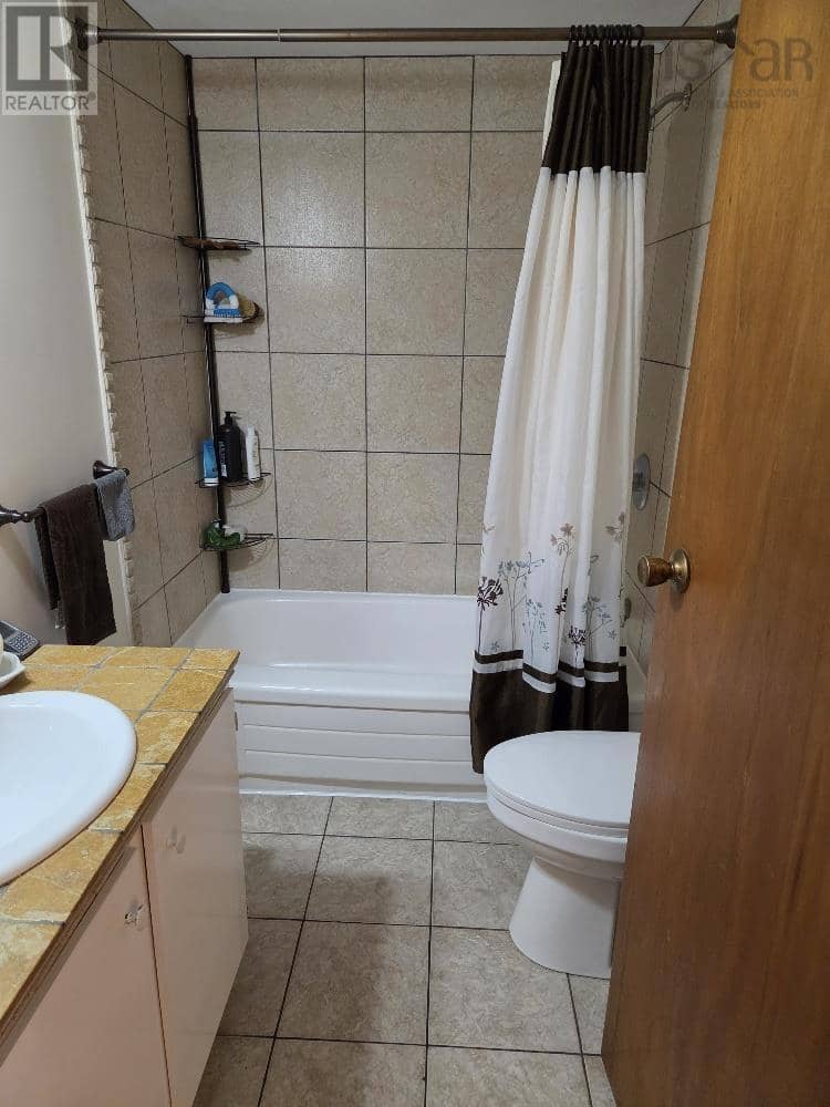 7 Douglas St — photo 21 of 30