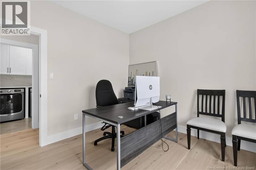 49 Adrienne Street — photo 14 of 39