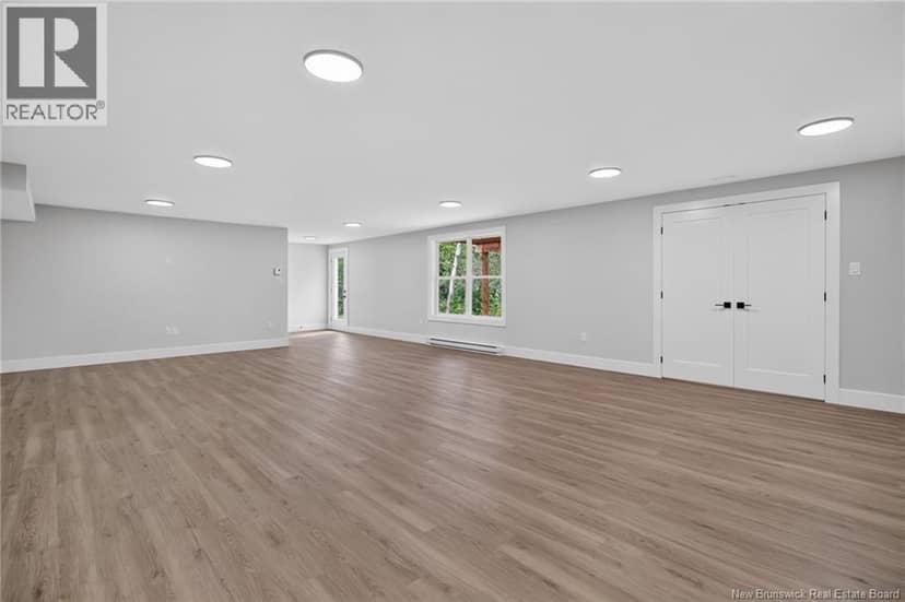 49 Adrienne Street — photo 28 of 39