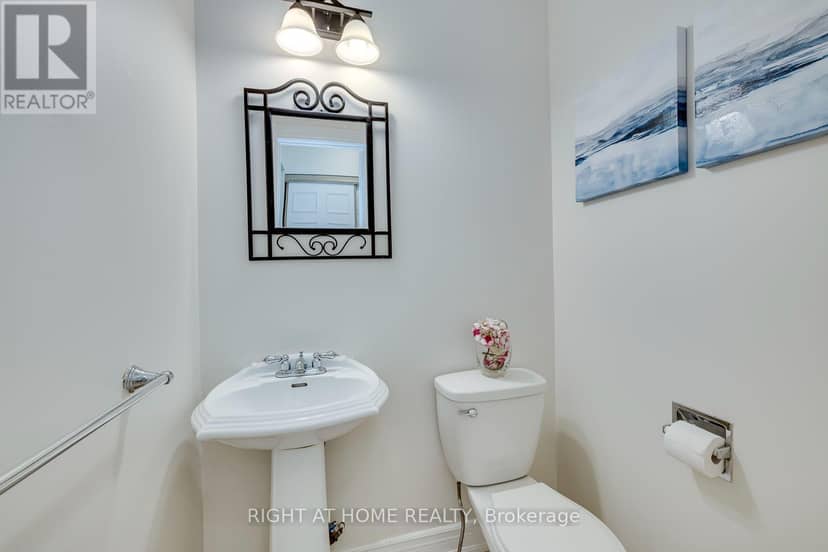 1025 Vanier Drive — photo 18 of 39