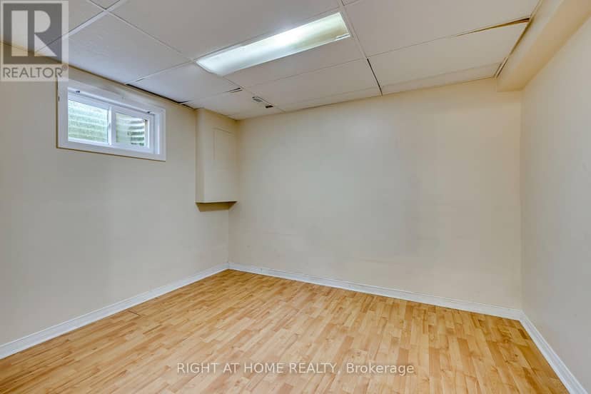 1025 Vanier Drive — photo 33 of 39