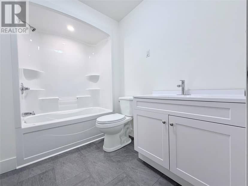 57 Pike Street — photo 18 of 23