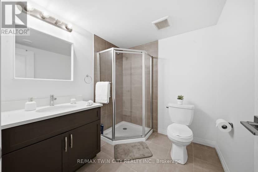 46 - 720 Grey Street — photo 24 of 31