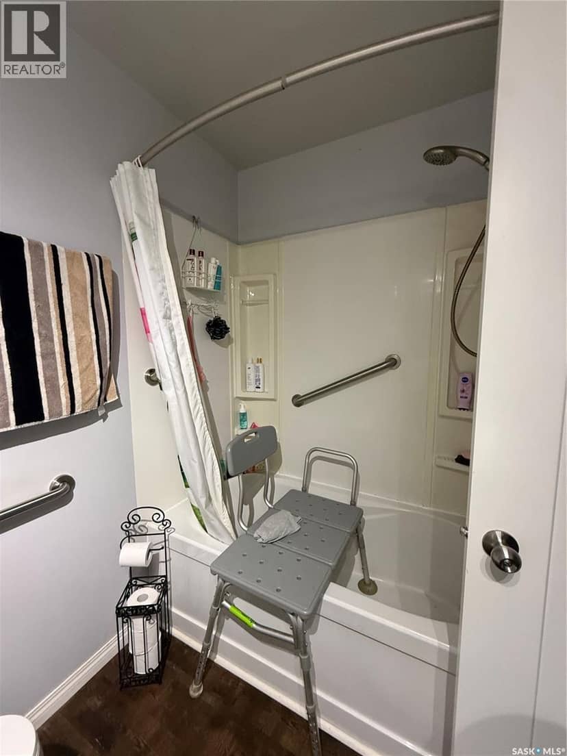 358 First STREET NW — photo 14 of 21