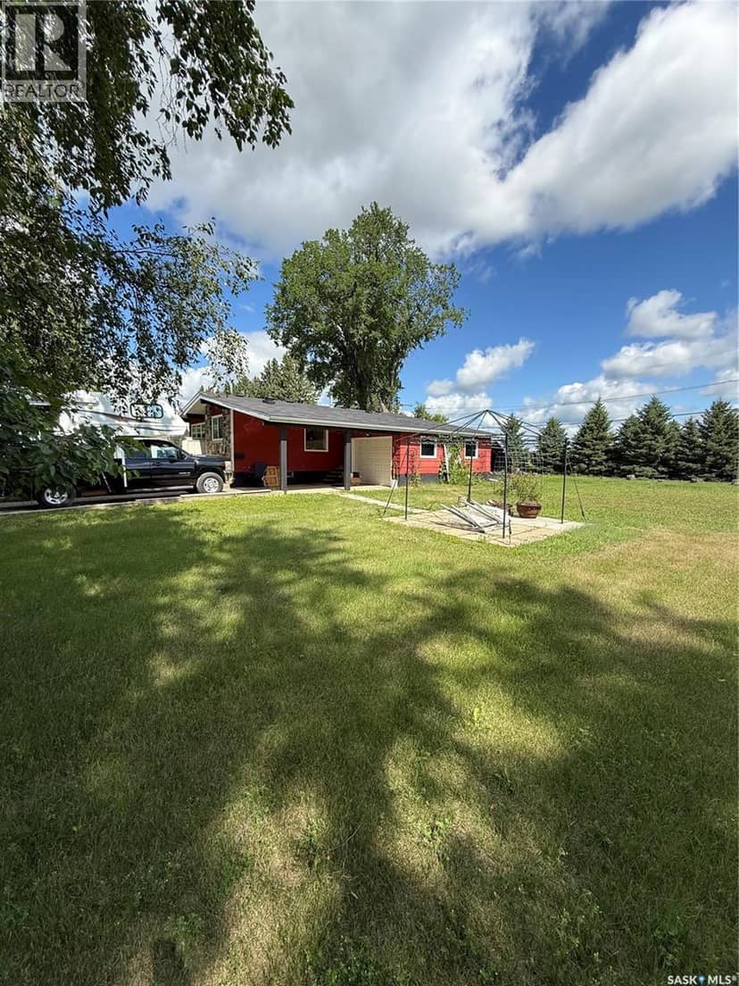 358 First STREET NW, Preeceville, photo 3