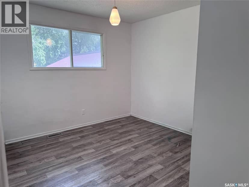 917 Galt STREET, Whitewood, photo 7
