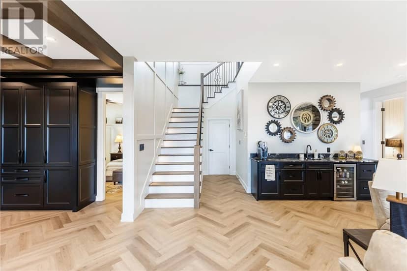 20 Breezehill Road — photo 30 of 40