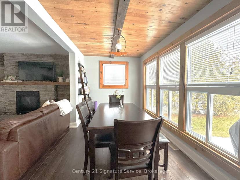 127 Maskinonge Road — photo 14 of 39