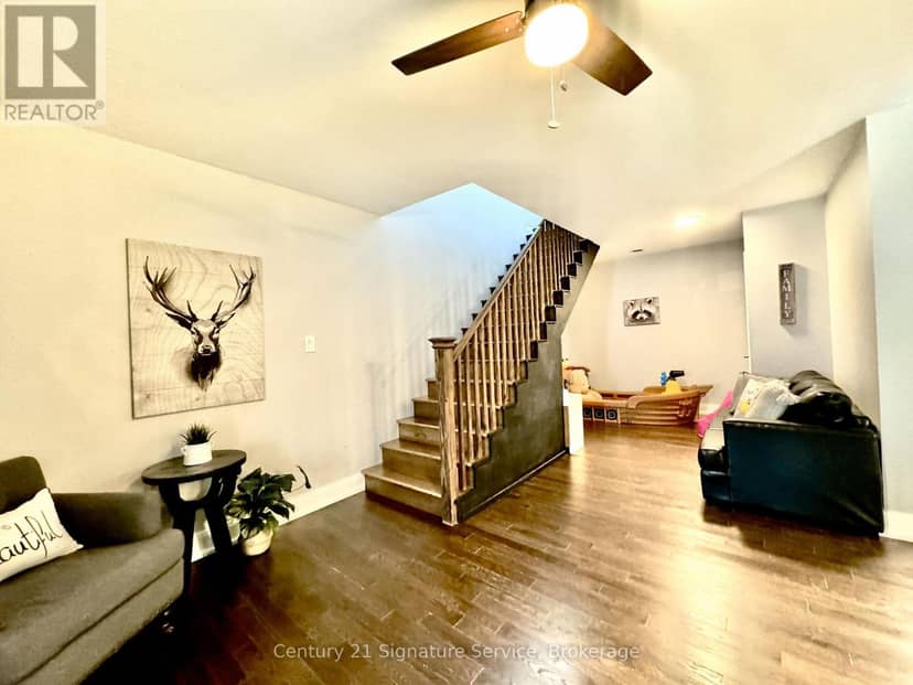 127 Maskinonge Road — photo 18 of 39