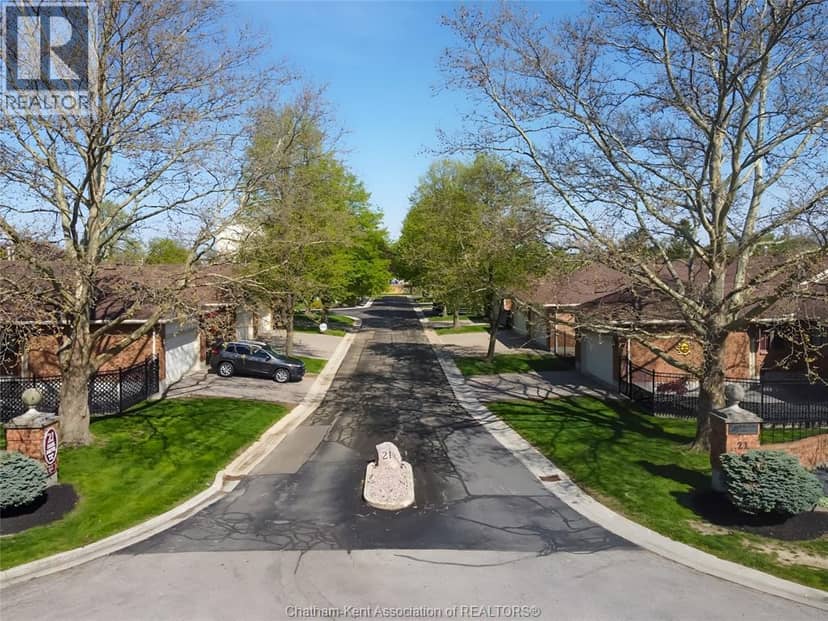 21 Earl DRIVE — photo 9 of 40