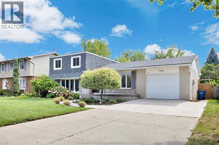 71 Parry DRIVE — photo 4 of 33